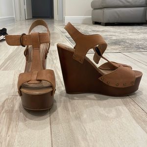 Brown Wedges